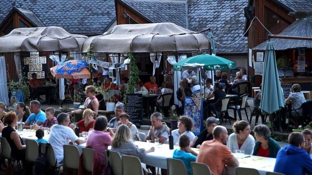 Camping Le Paisserou Najac Kültér fotó