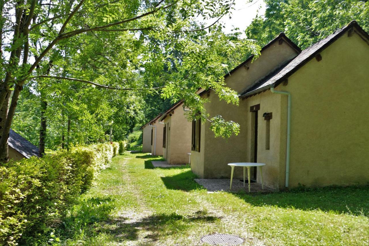 Camping Le Paisserou Najac Kültér fotó
